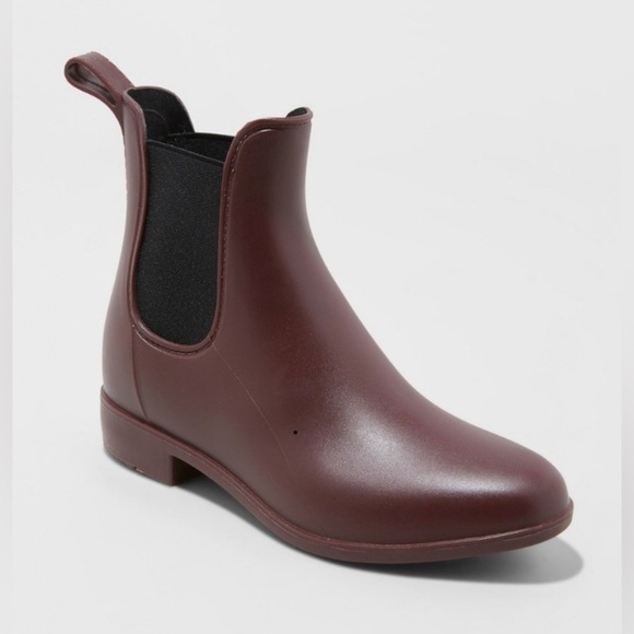 NWT Women’s A New Day Brown Chelsea Rainboot Size 8 - Picture 1 of 4